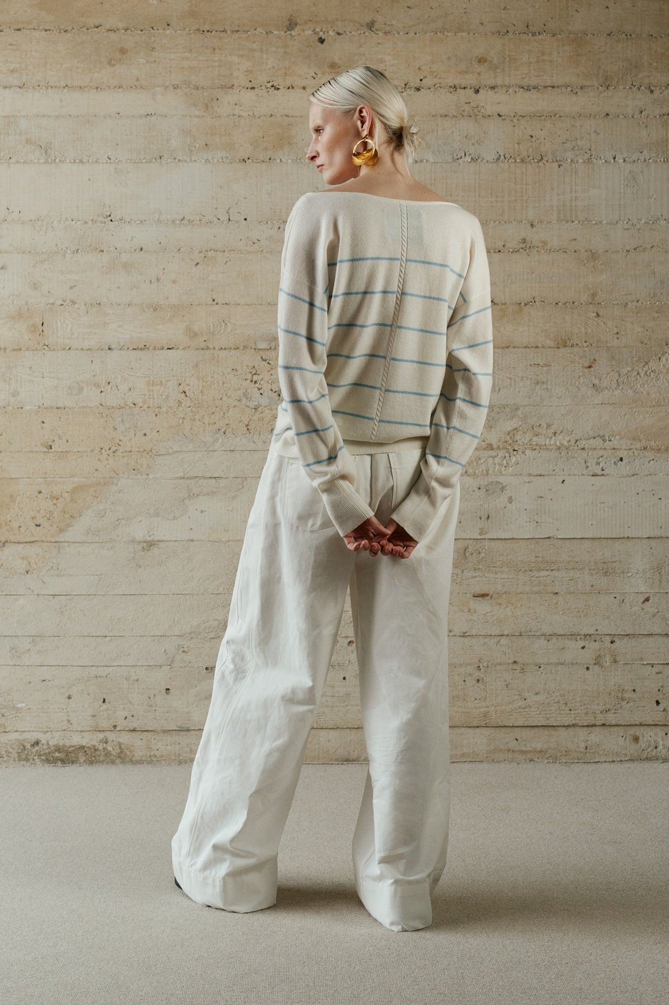 BARI SWEATER CREAM / LIGHT BLUE
